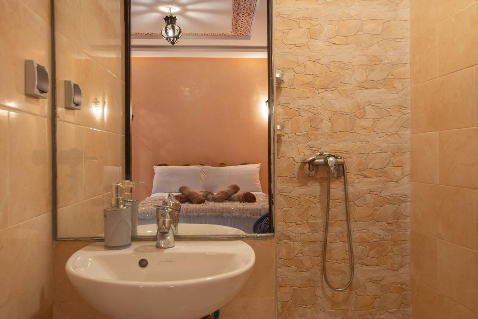 Private Riad 3Ch Salon, Terrasse Avec Jacuzzi , A Jemaa El Fna Marrakesh Exterior photo